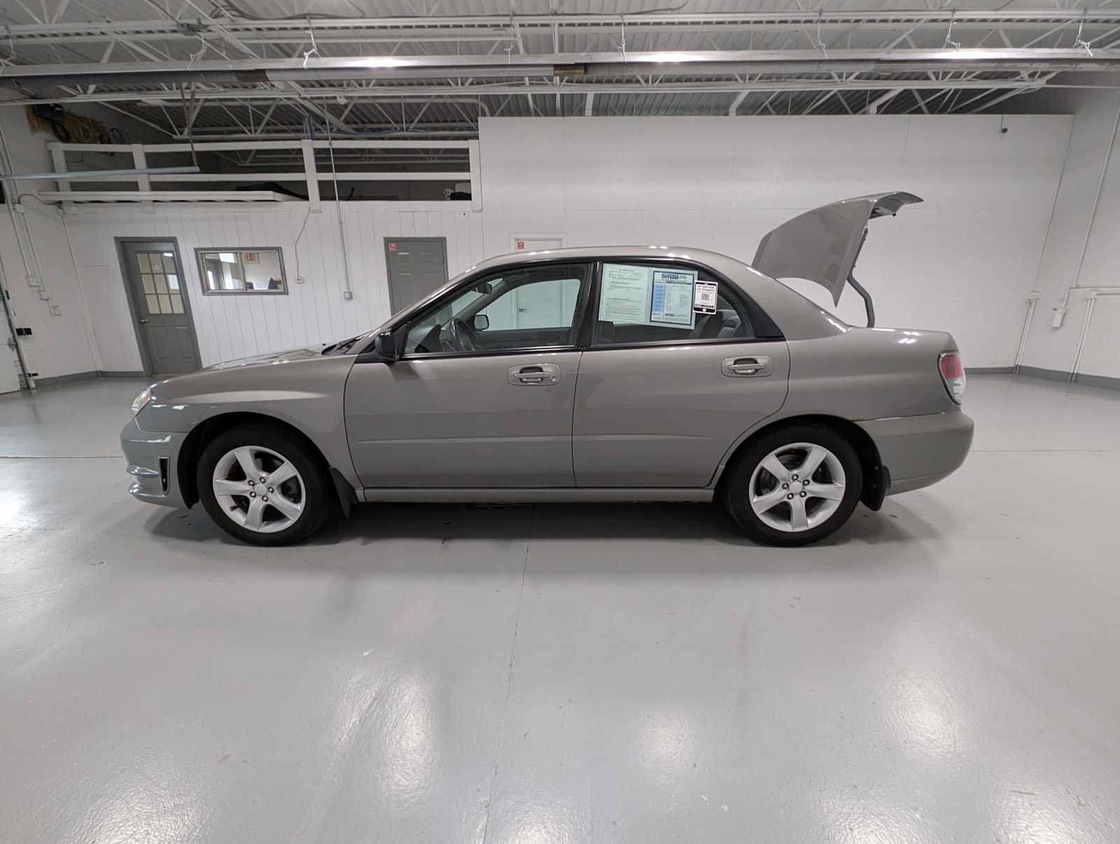 Used 2006 Subaru Impreza 2.5i AWD/4WD image 12