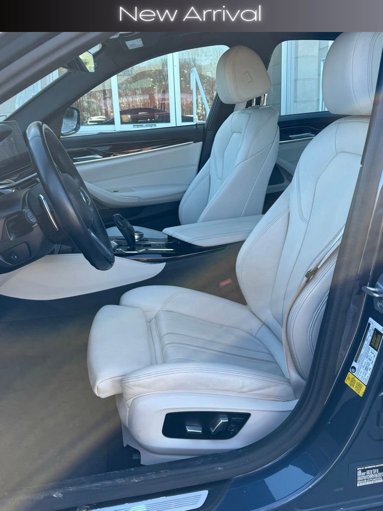 Used 2023 BMW 540i w/ M Sport Package image 7