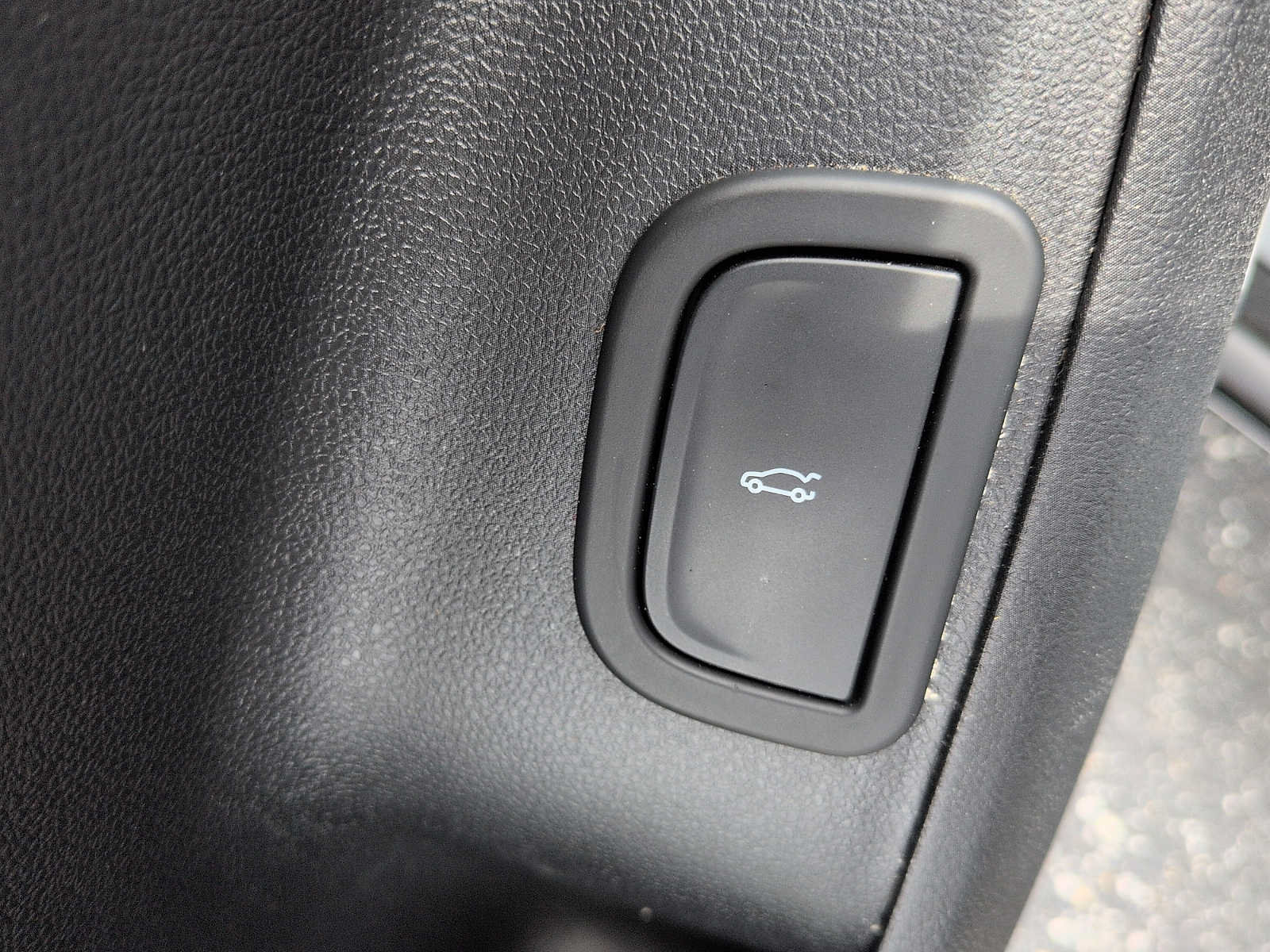 Used 2025 Buick Enclave Sport Touring FWD image 15