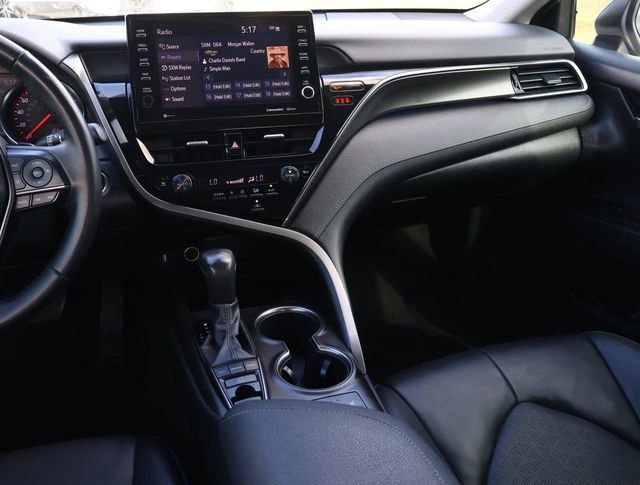 Used 2023 Toyota Camry XSE FWD image 11