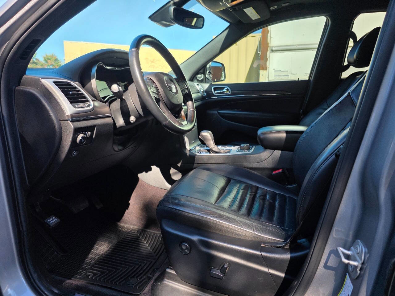 Used 2018 Jeep Grand Cherokee Limited image 13