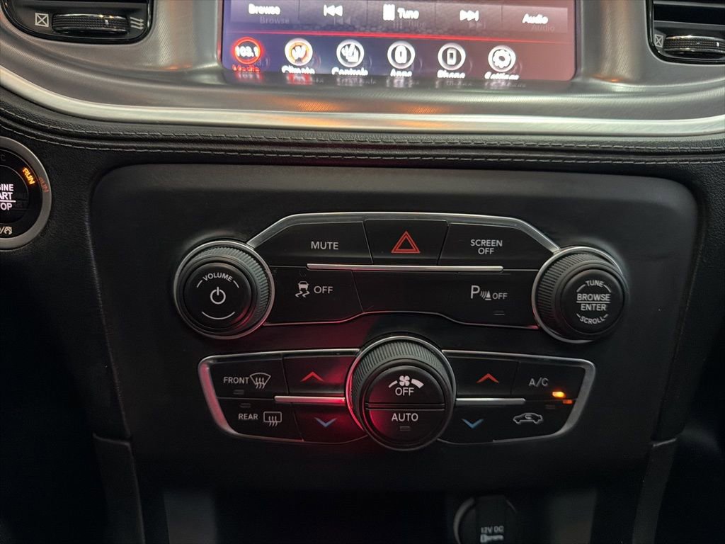 Used 2020 Dodge Charger SXT w/ Plus Group image 36