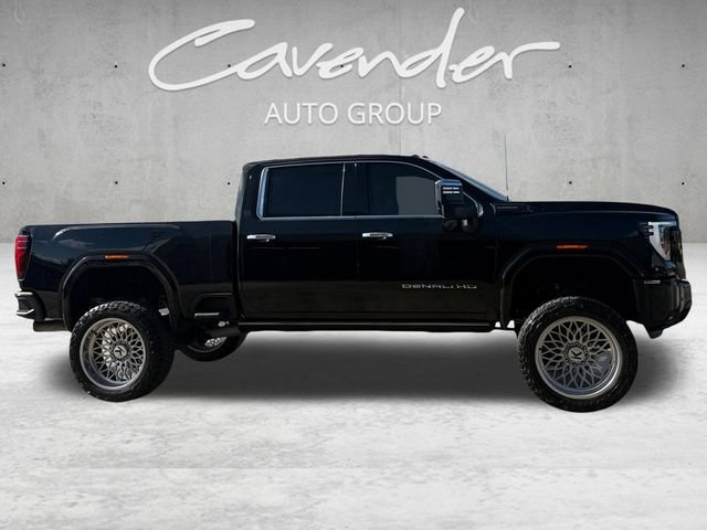 Used 2025 GMC Sierra 2500 Denali Ultimate AWD/4WD image 17