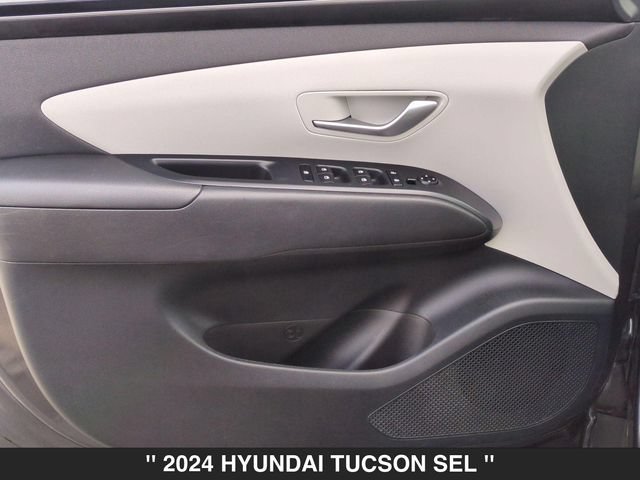 Used 2024 Hyundai Tucson SEL w/ Convenience Package AWD/4WD image 11