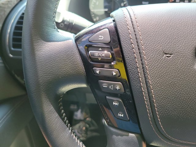 Used 2024 Nissan Armada Platinum w/ Captain's Chairs Package RWD image 21