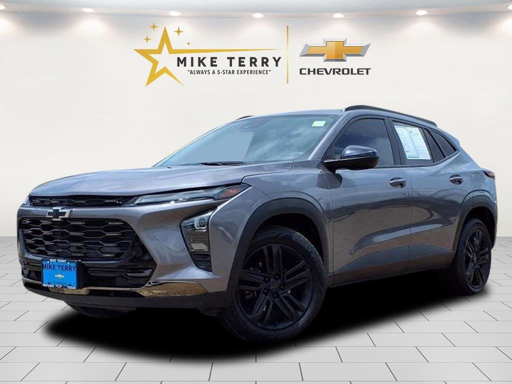 Used 2025 Chevrolet Trax ACTIV w/ Driver Confidence Package