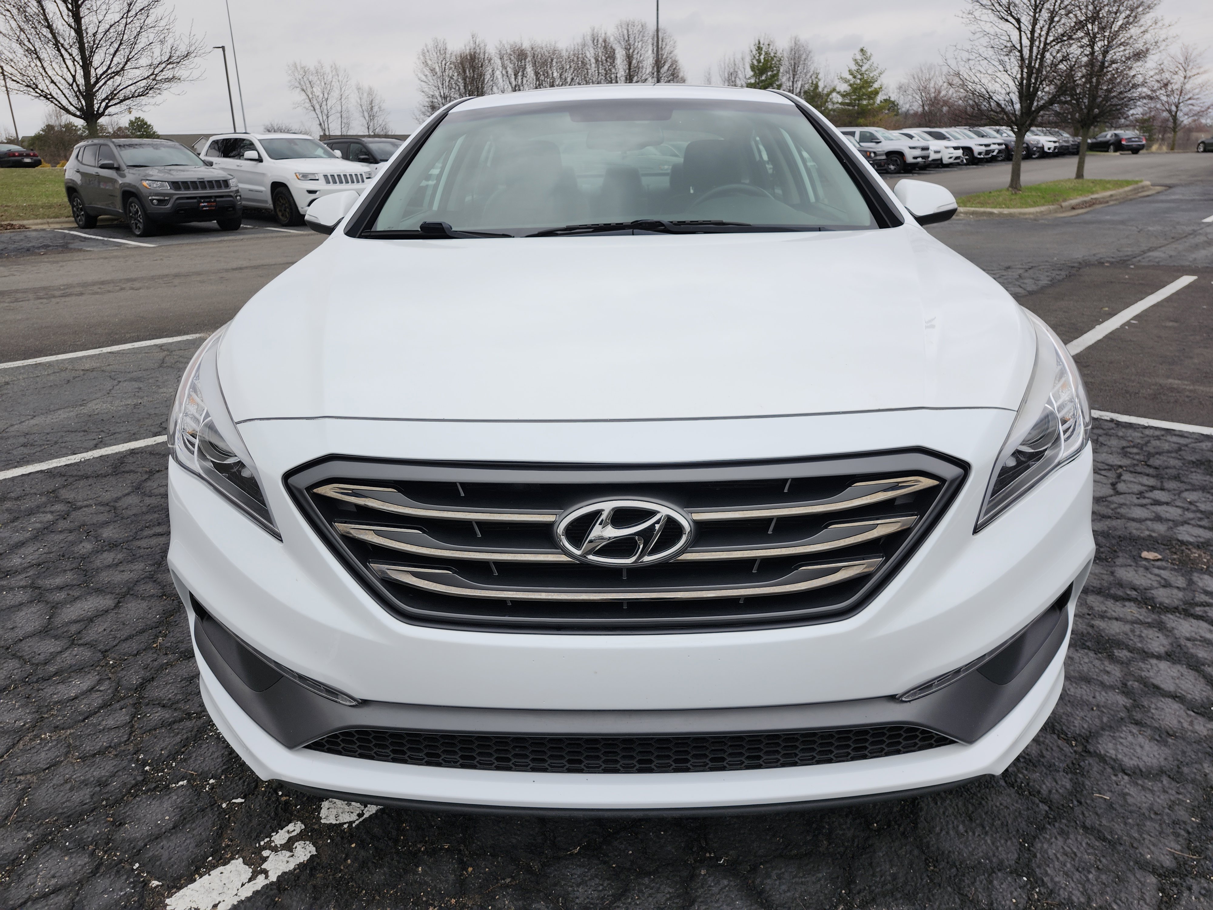 Used 2017 Hyundai Sonata Sport w/ Value Edition Package 02 image 13