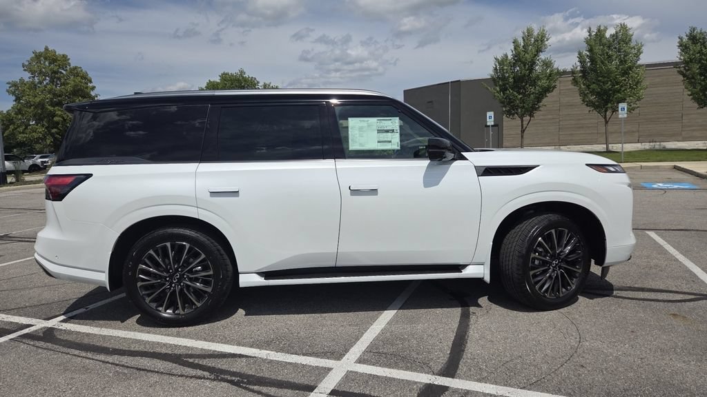 New 2026 INFINITI QX80 Autograph w/ Premium Cargo Package AWD/4WD image 9