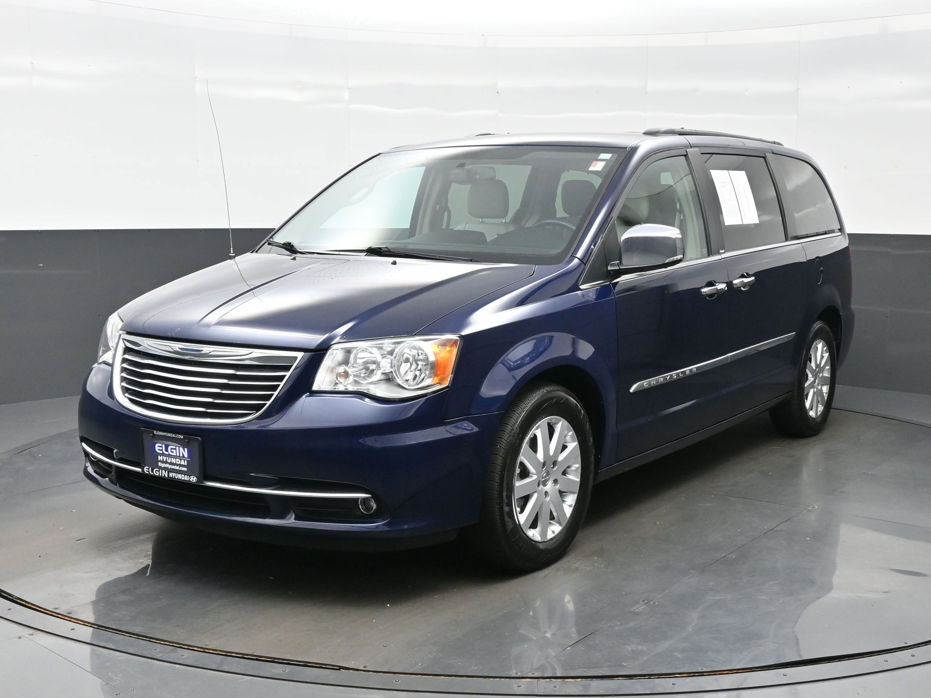 Used 2012 Chrysler Town & Country Touring-L w/ Entertainment Group #2