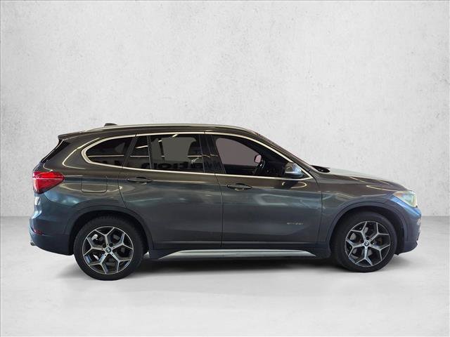 Used 2017 BMW X1 xDrive28i w/ Premium Package AWD/4WD image 3