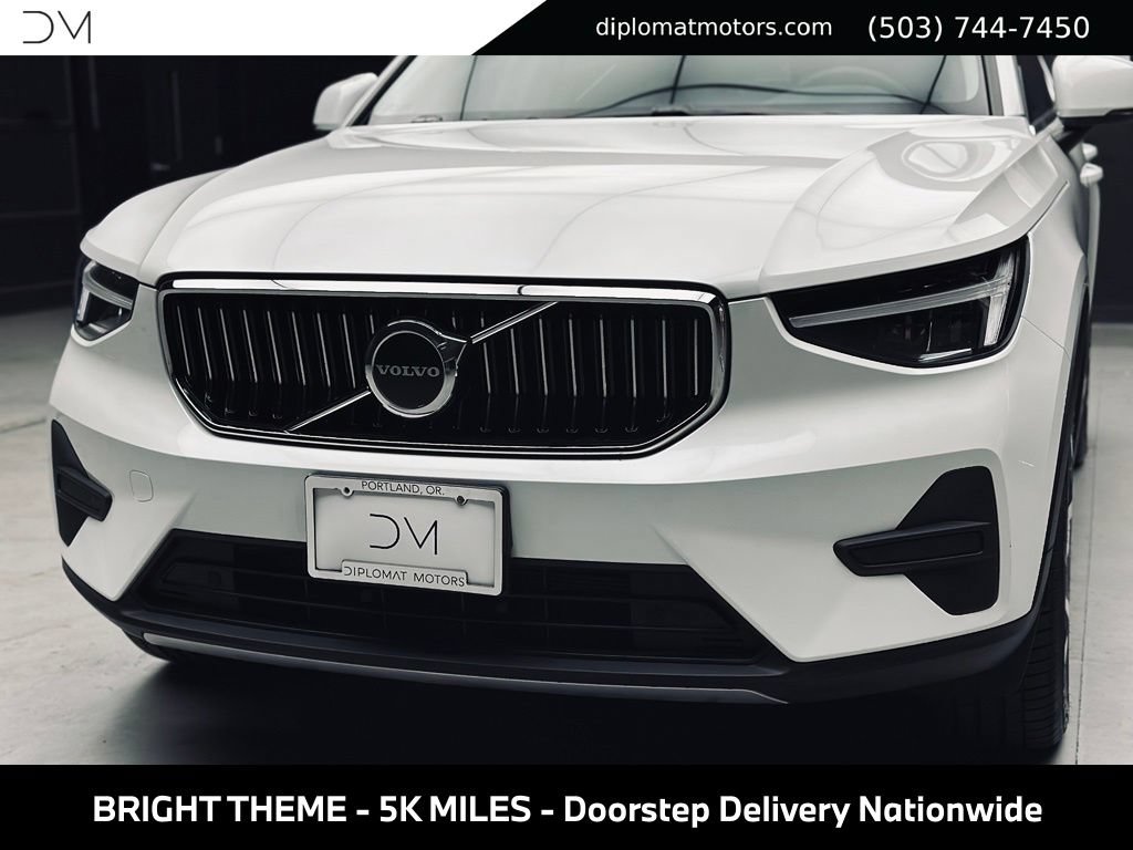 Used 2025 Volvo XC40 B5 Core w/ Protection Package Premier AWD/4WD image 14