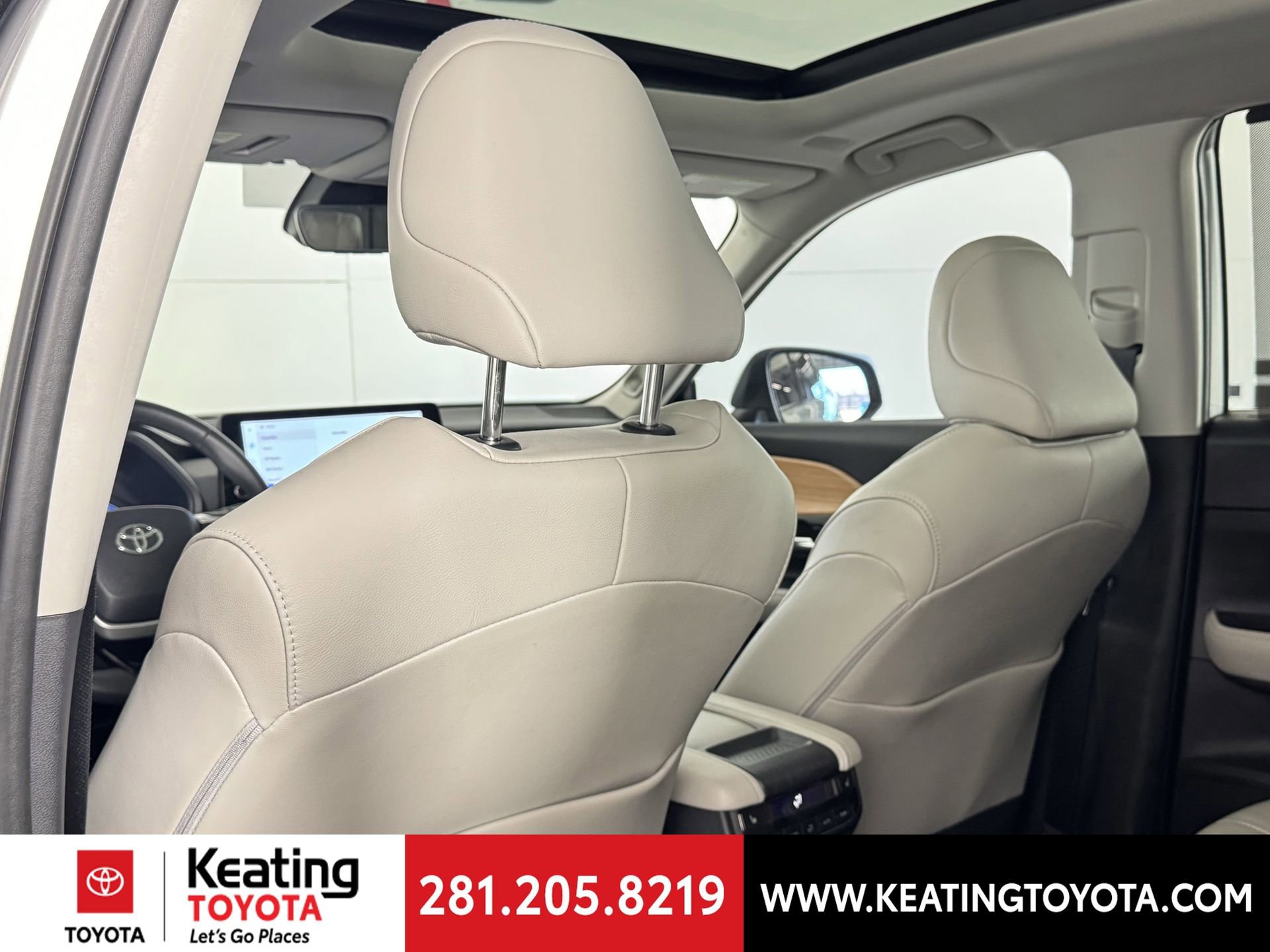 Used 2024 Toyota Grand Highlander Limited image 16