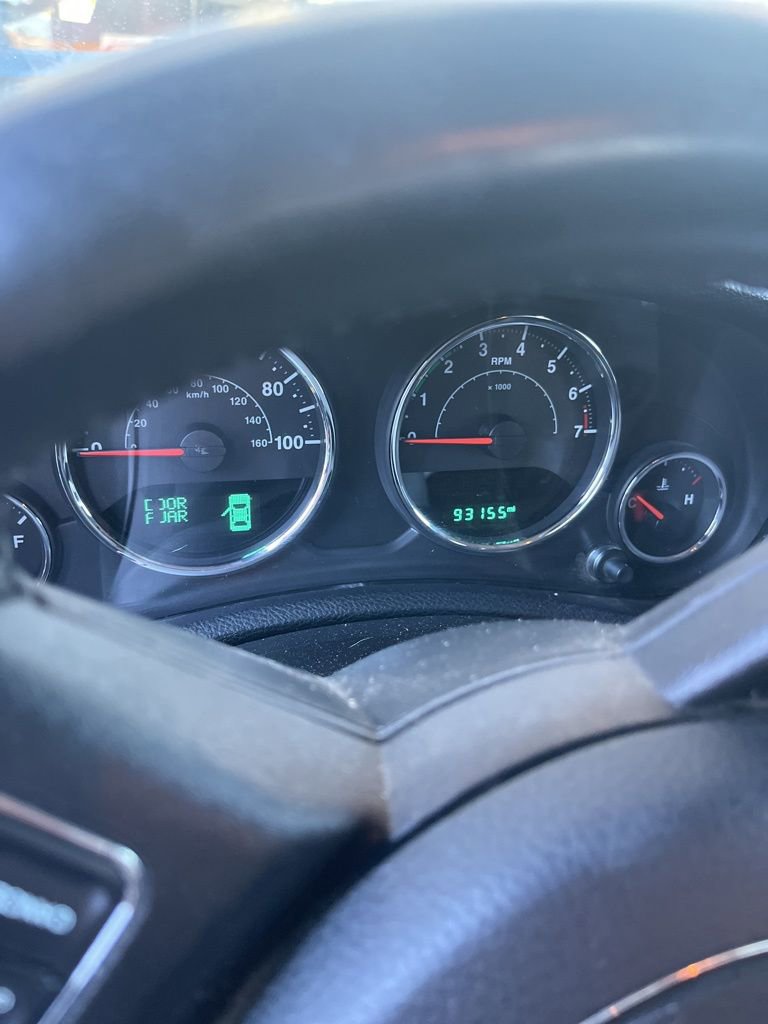 Used 2015 Jeep Wrangler Unlimited Sport w/ Quick Order Package 24S image 12