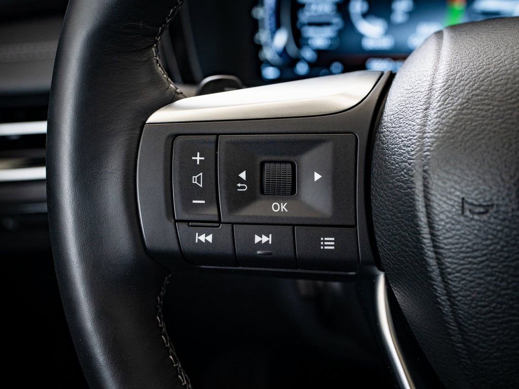 Used 2025 INFINITI QX60 Sensory image 25