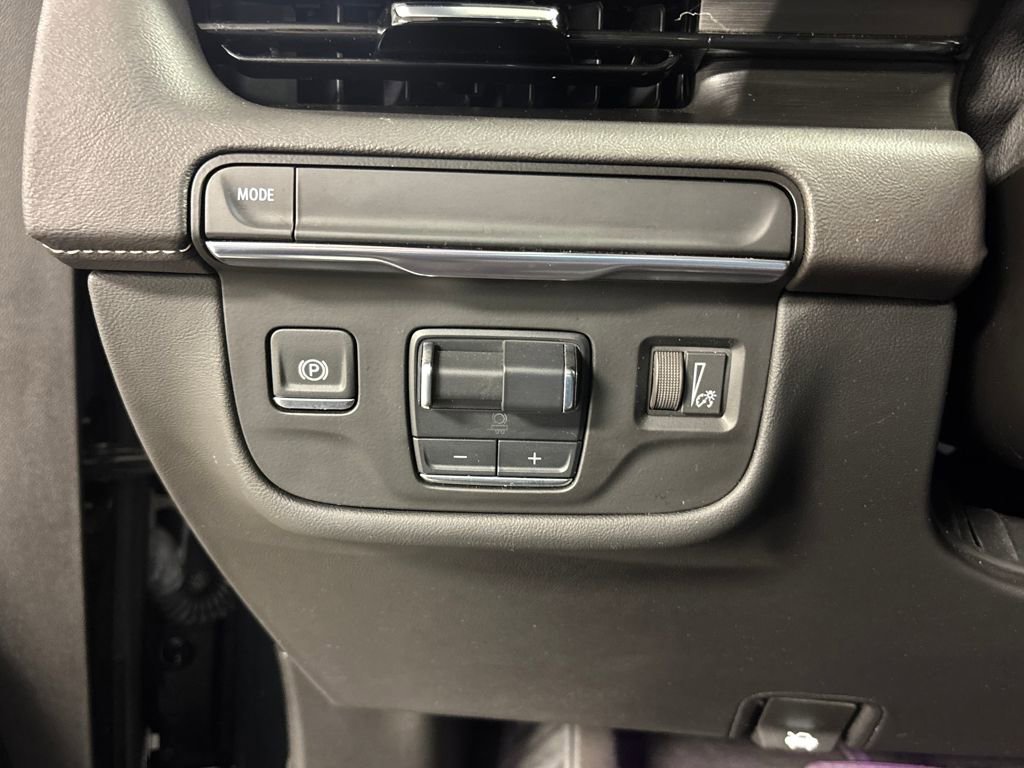 Certified 2024 Cadillac Escalade Sport image 36