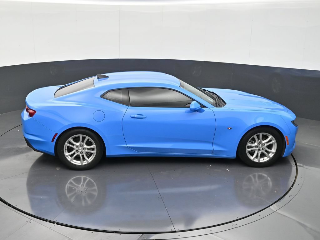 Used 2023 Chevrolet Camaro LS RWD image 17