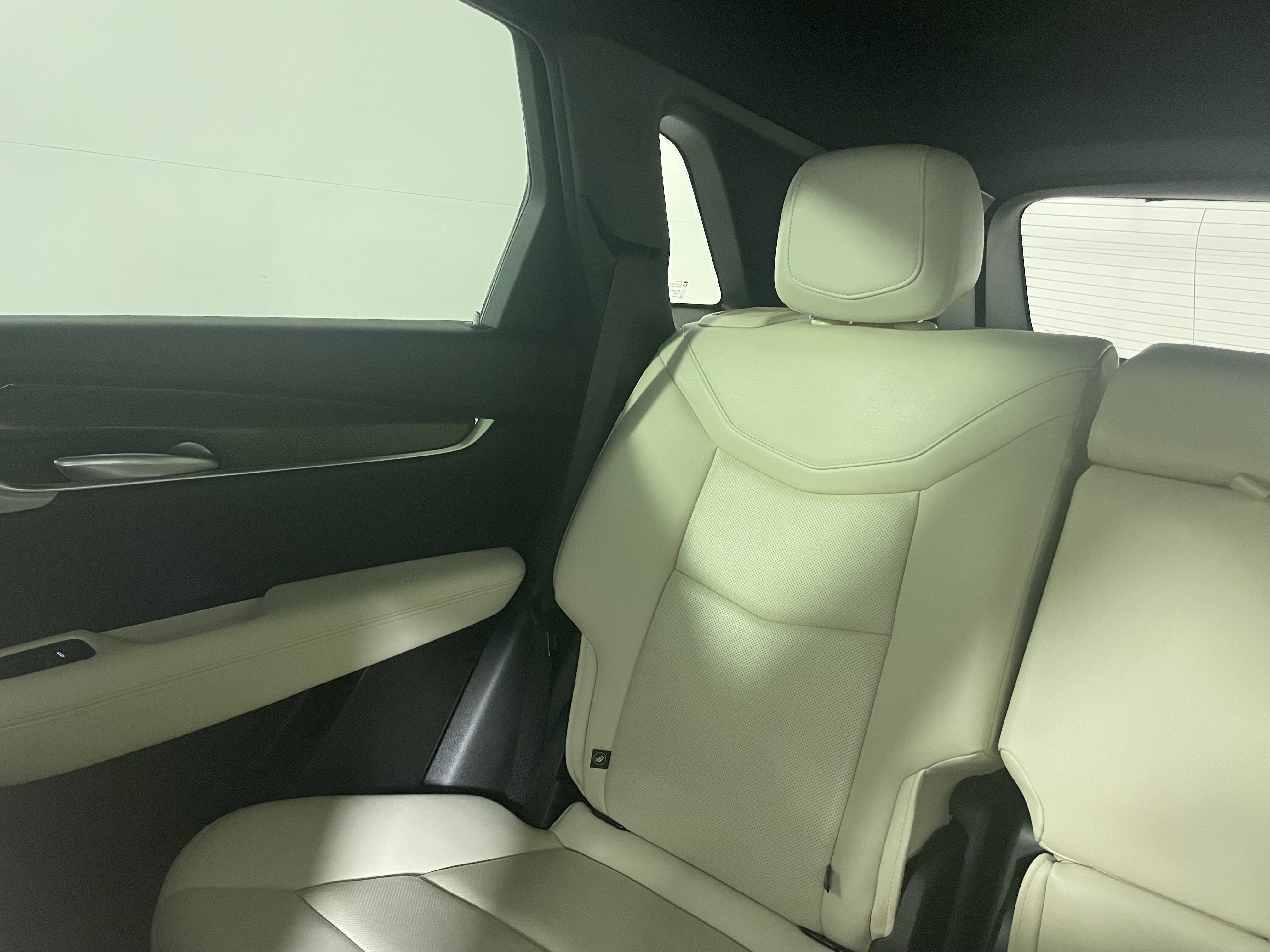 Used 2023 Cadillac XT5 Sportv w/ Technology Package AWD/4WD image 13