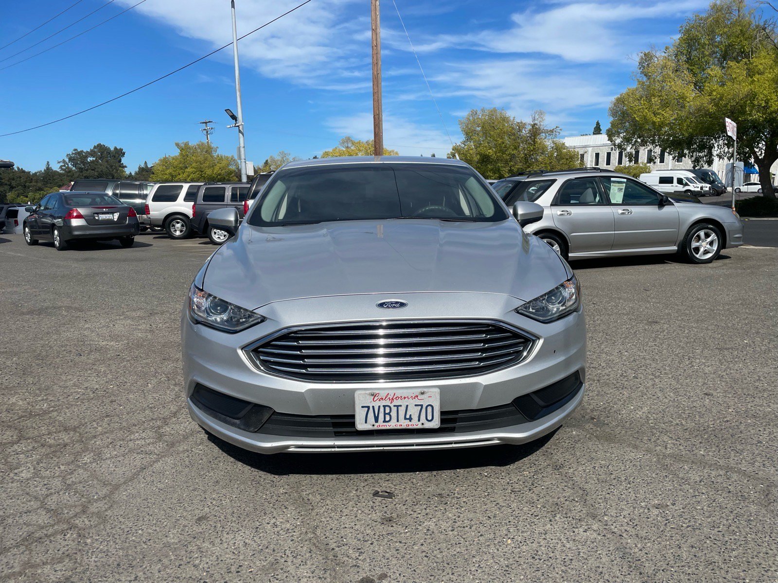 Used 2017 Ford Fusion SE FWD image 7