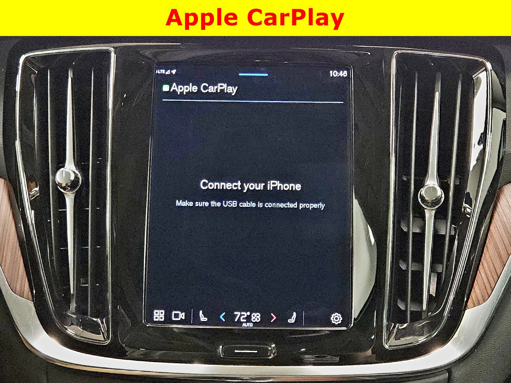 Used 2024 Volvo V60 B5 Cross Country Plus image 23