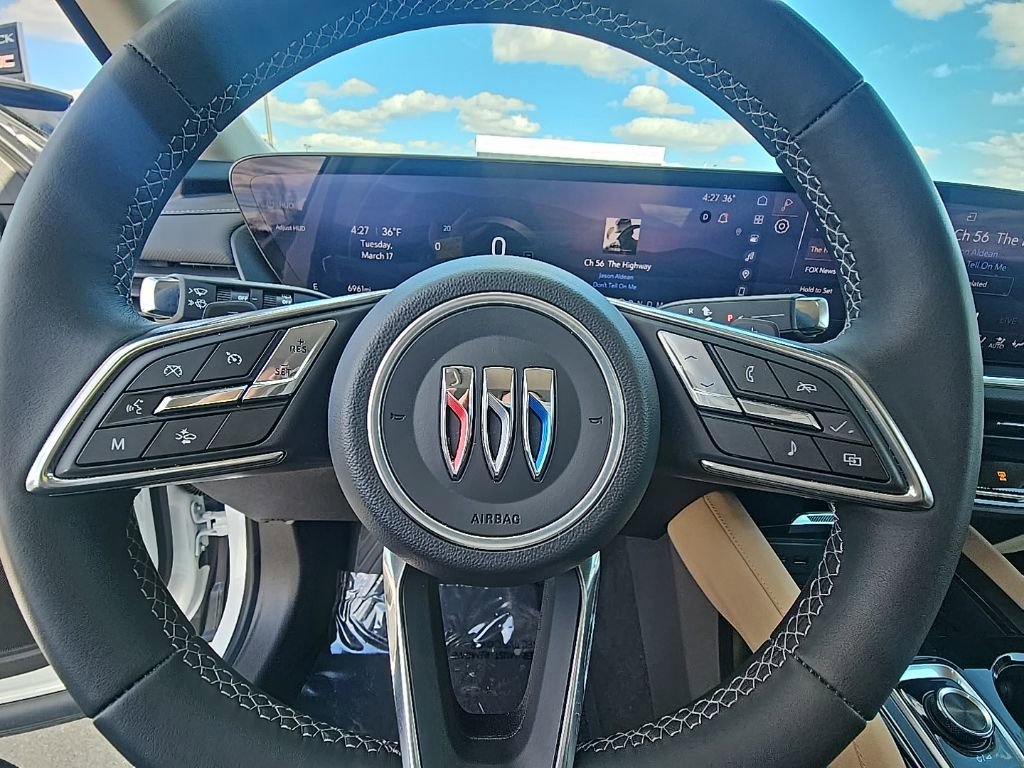 Certified 2025 Buick Envision Preferred image 15