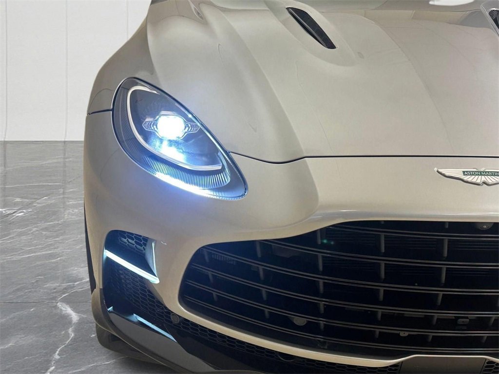 New 2026 Aston Martin DBX 707 image 14