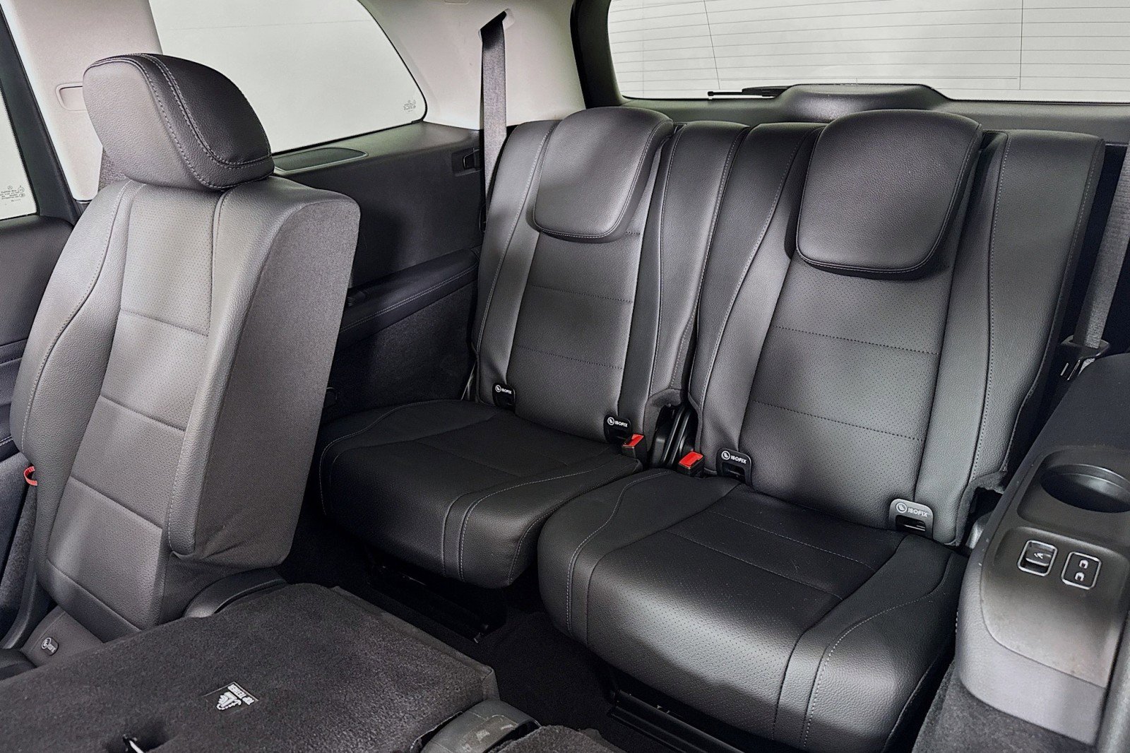 Used 2024 Mercedes-Benz GLS 450 4MATIC image 9