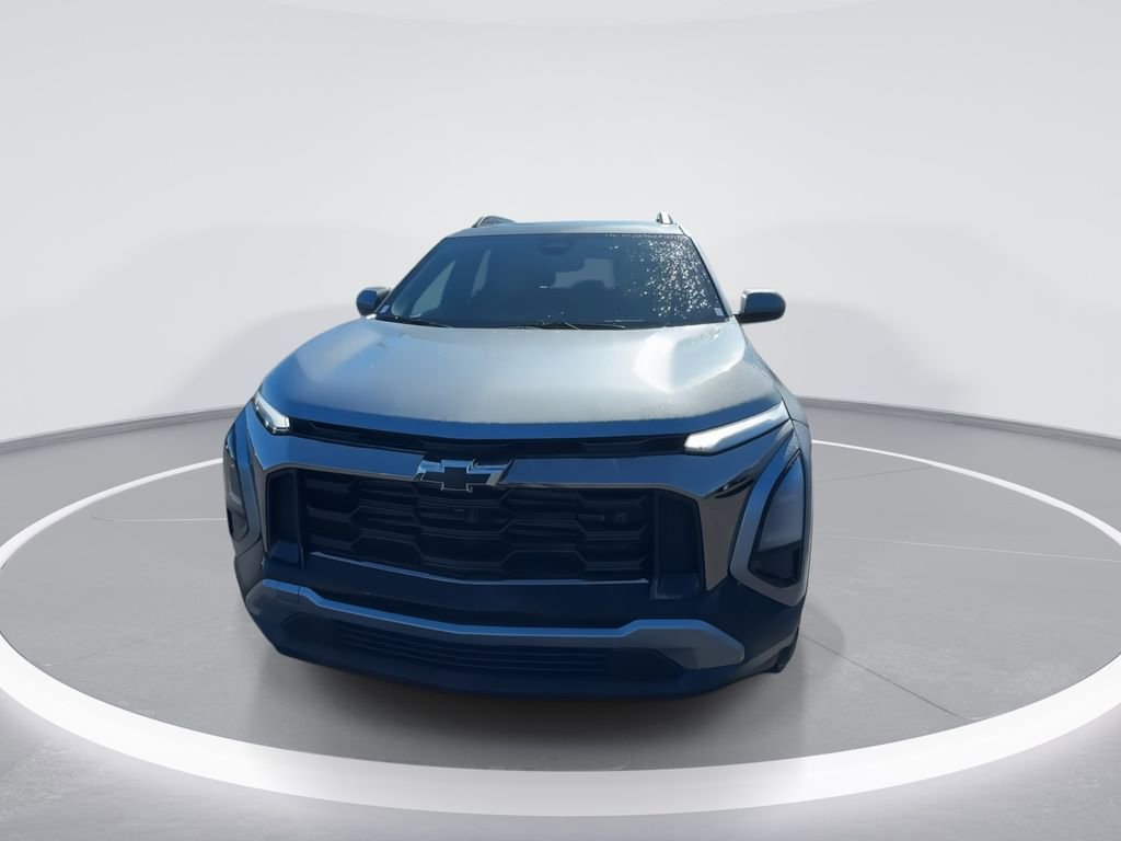 New 2026 Chevrolet Equinox ACTIV image 3