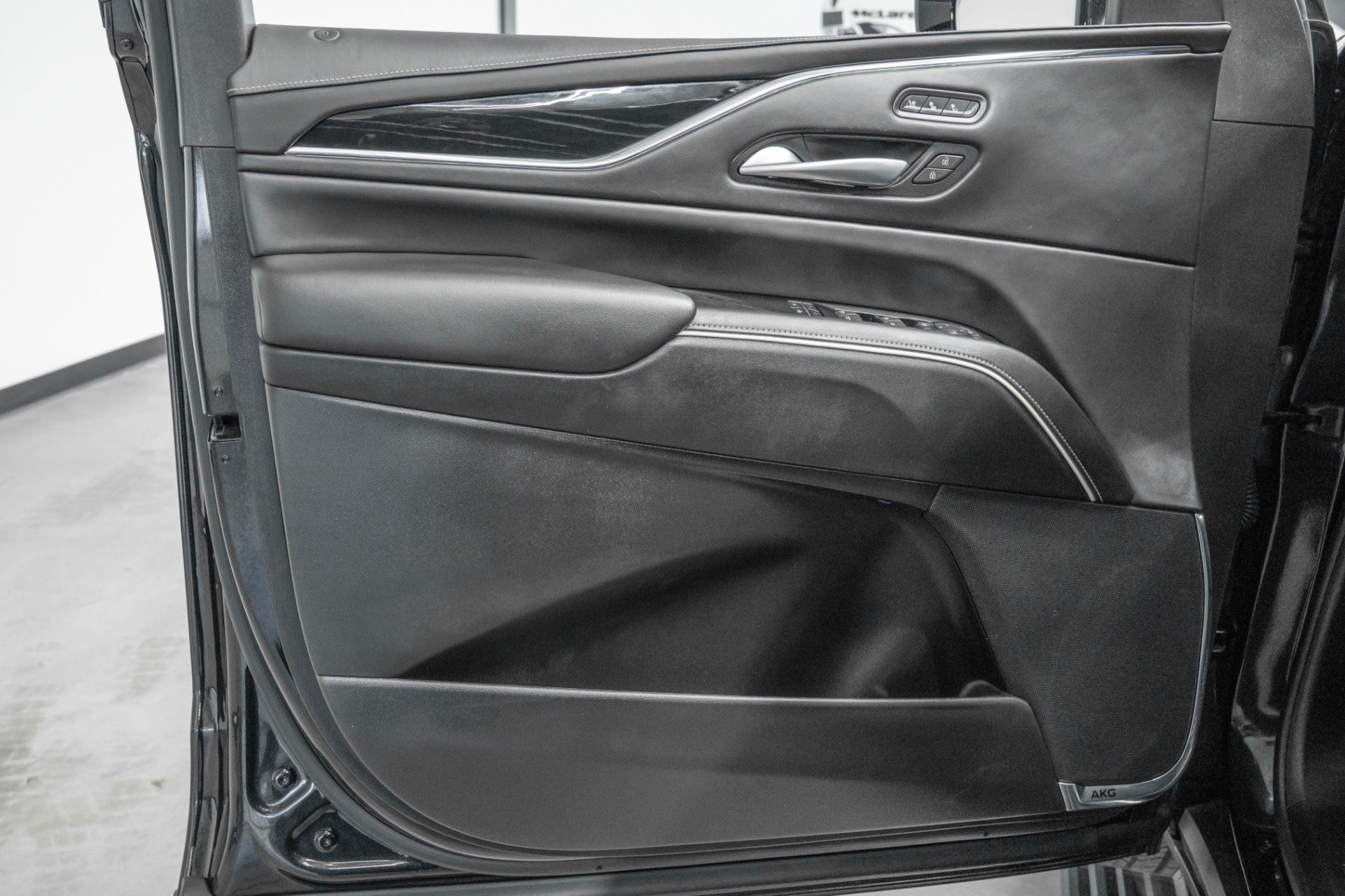 Used 2024 Cadillac Escalade ESV V w/ LPO, Floor Liner Package AWD/4WD image 49