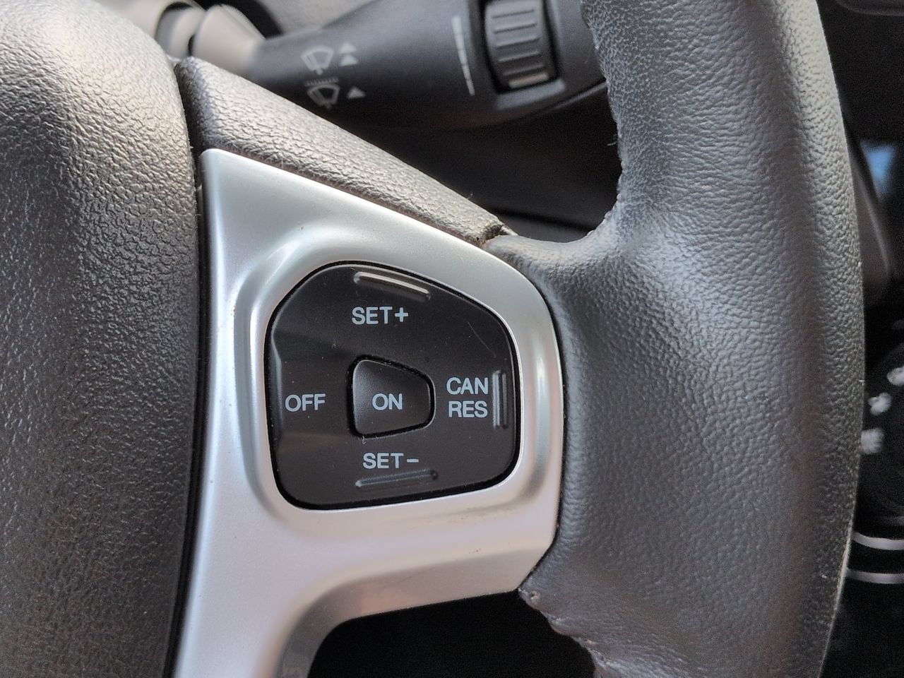 Used 2014 Ford Fiesta SE w/ Equipment Group 201A FWD image 21