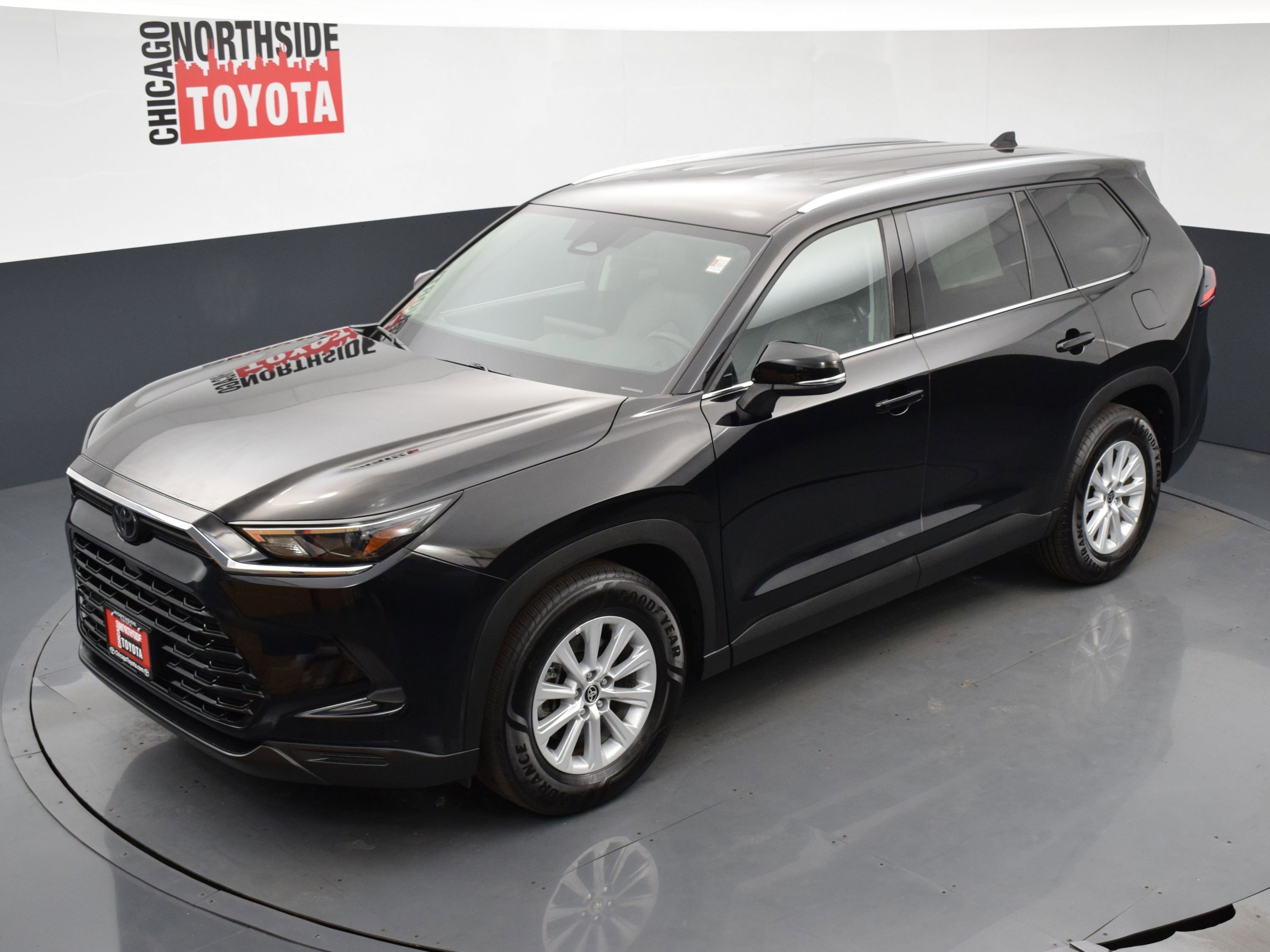 Used 2025 Toyota Grand Highlander AWD image 27