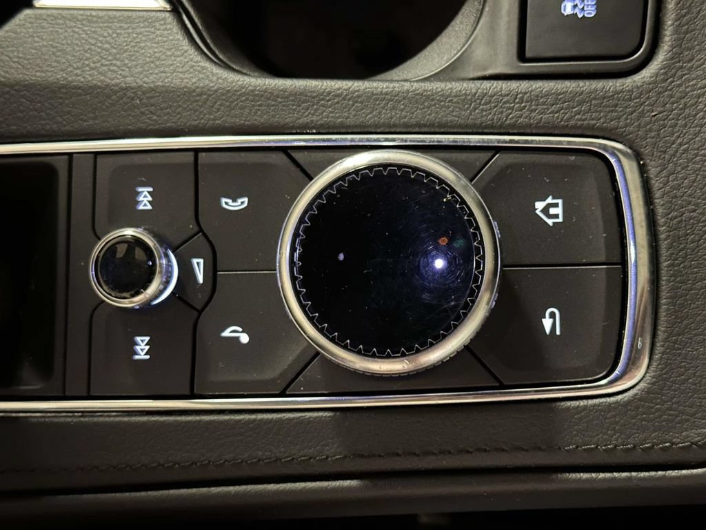 Used 2023 Cadillac XT4 Sport AWD/4WD image 29