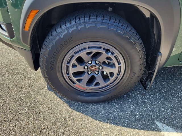 Used 2025 Nissan Frontier Pro-X RWD image 5