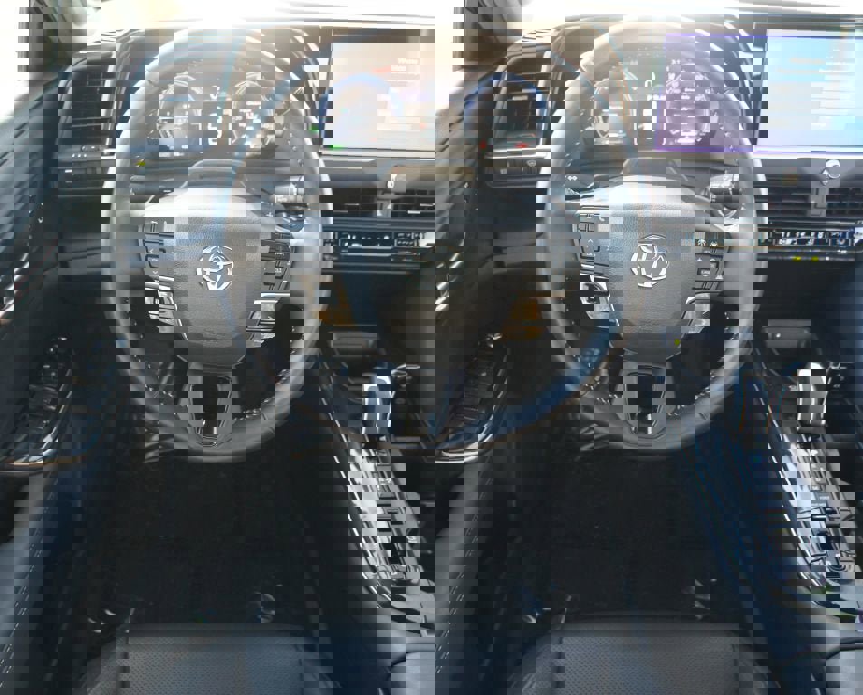 Used 2024 Toyota Crown Platinum image 5