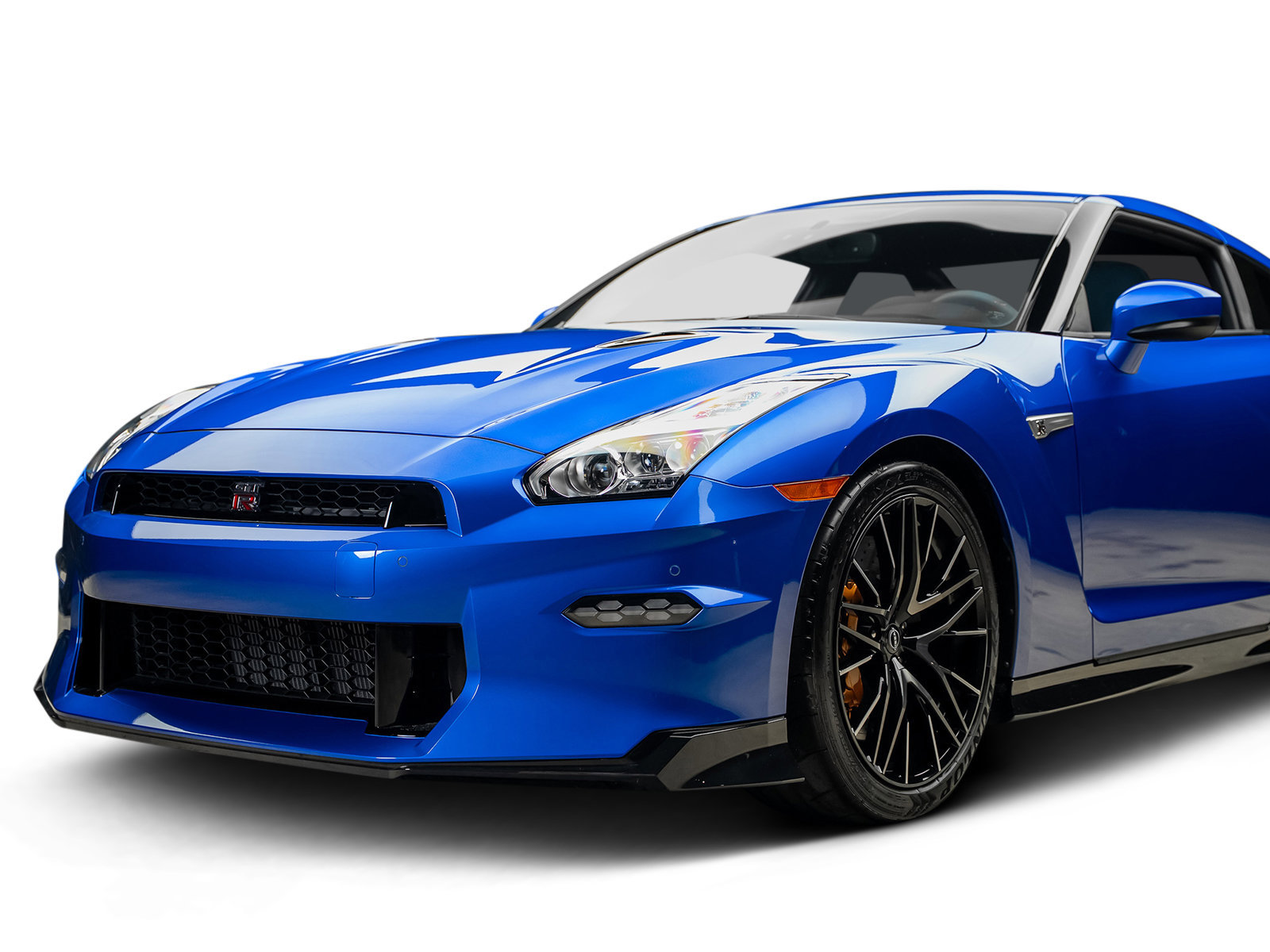 Used 2024 Nissan GT-R AWD/4WD image 8
