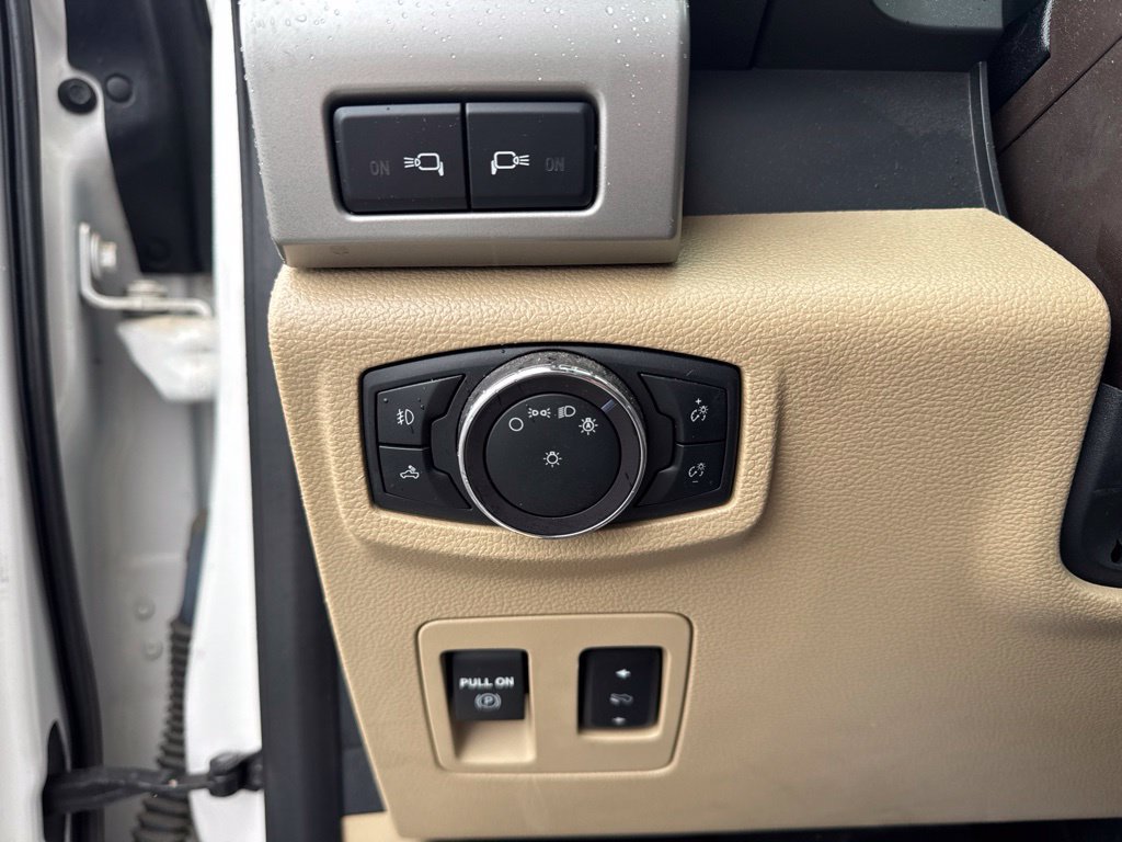 Used 2019 Ford F150 Lariat AWD/4WD image 26