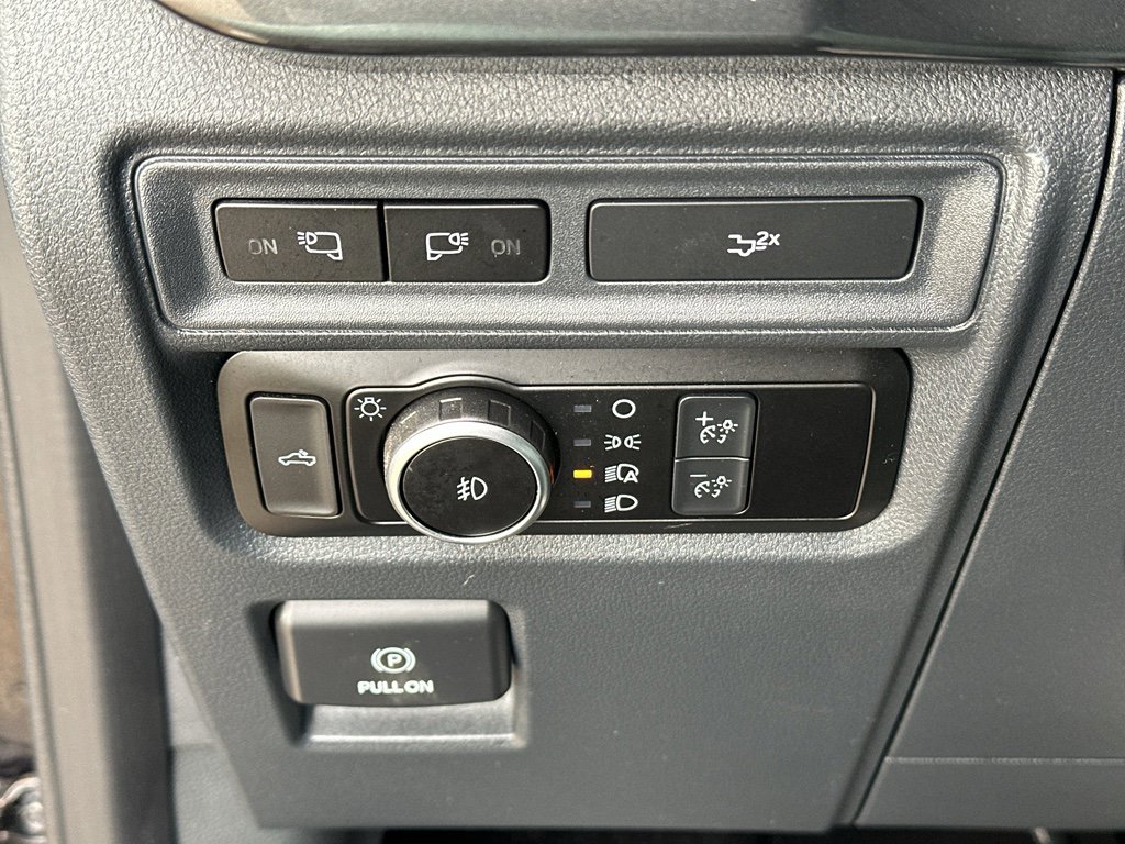 Used 2022 Ford F150 XLT w/ Equipment Group 302A High image 31