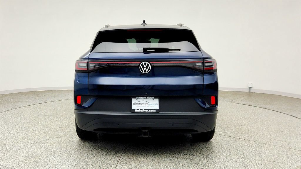 Used 2023 Volkswagen ID.4 2WD image 6