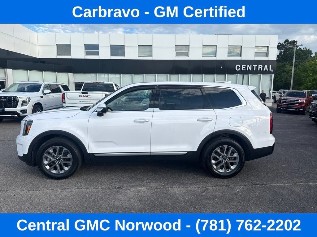 Used 2023 Kia Telluride LX AWD/4WD image 2