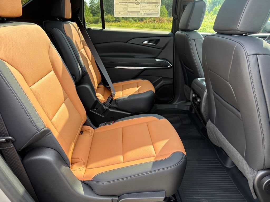 New 2027 Chevrolet Traverse Z71 w/ Driver Confidence Package AWD/4WD image 47