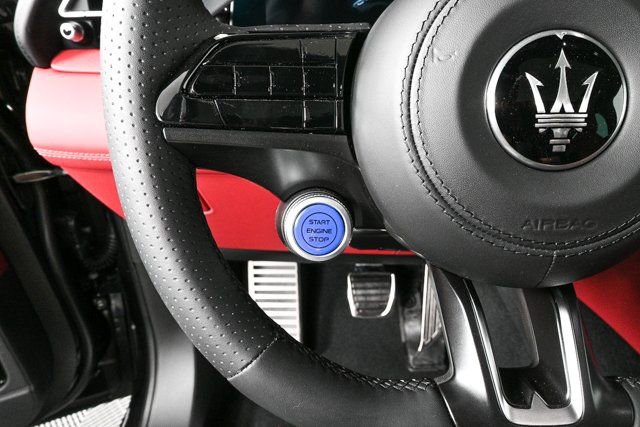 New 2025 Maserati Grecale Modena AWD/4WD image 14