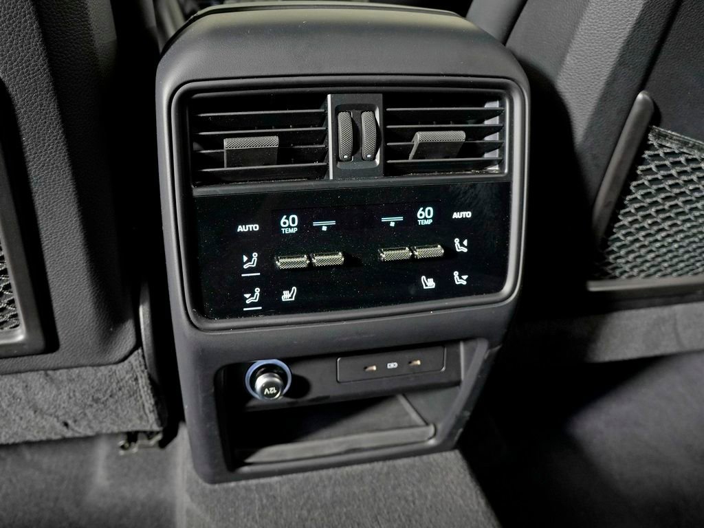 Certified 2024 Porsche Cayenne S w/ Premium Package Plus AWD/4WD image 36