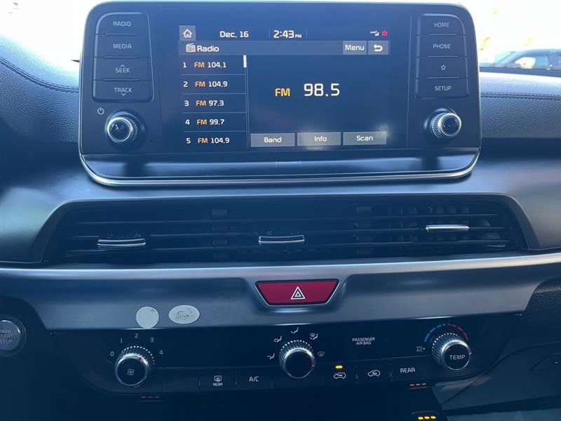 Used 2020 Kia Telluride S w/ S 8 Passenger Seating Package image 15