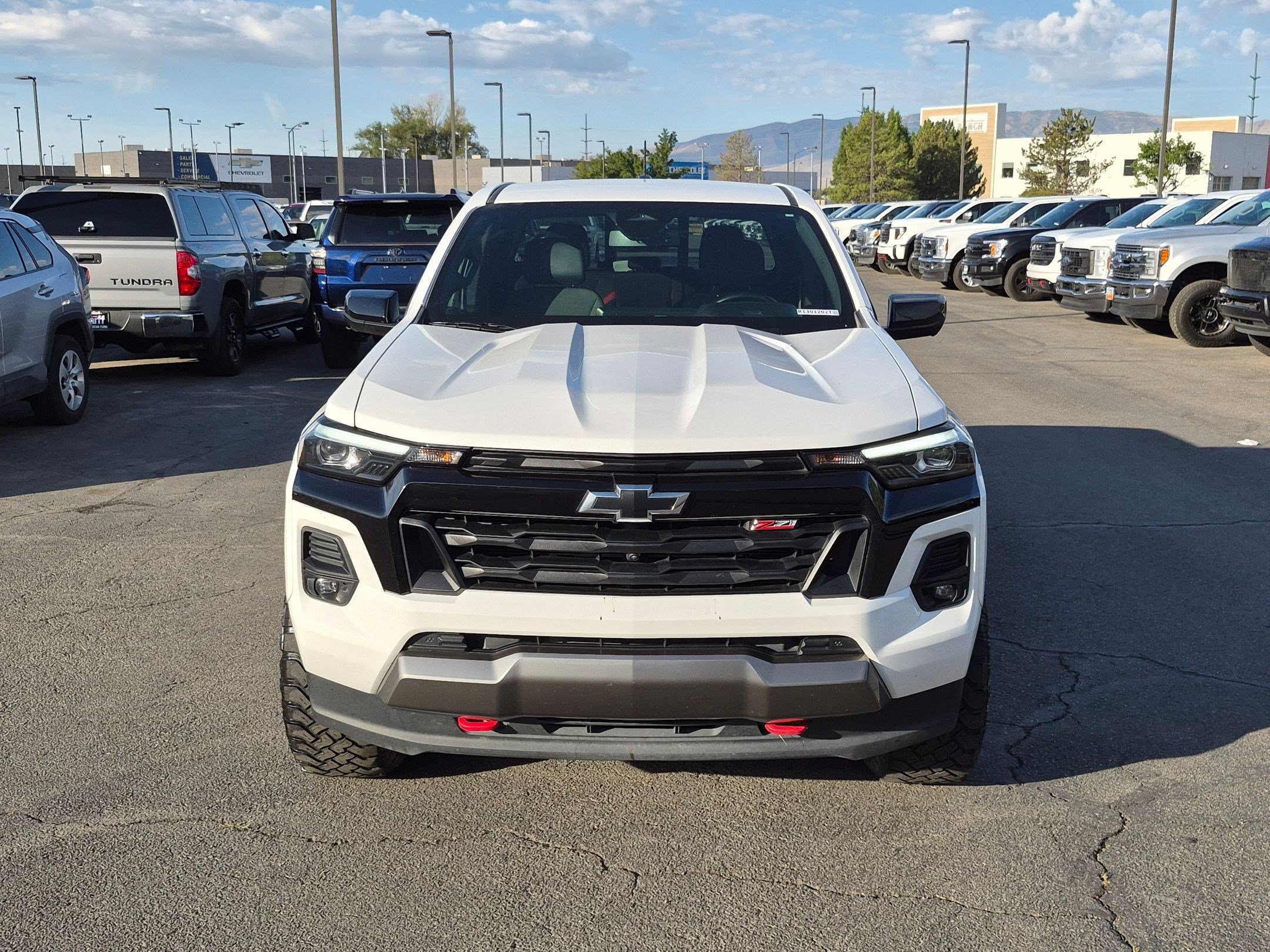 Used 2024 Chevrolet Colorado Z71 w/ Z71 Convenience Package 2 AWD/4WD image 12