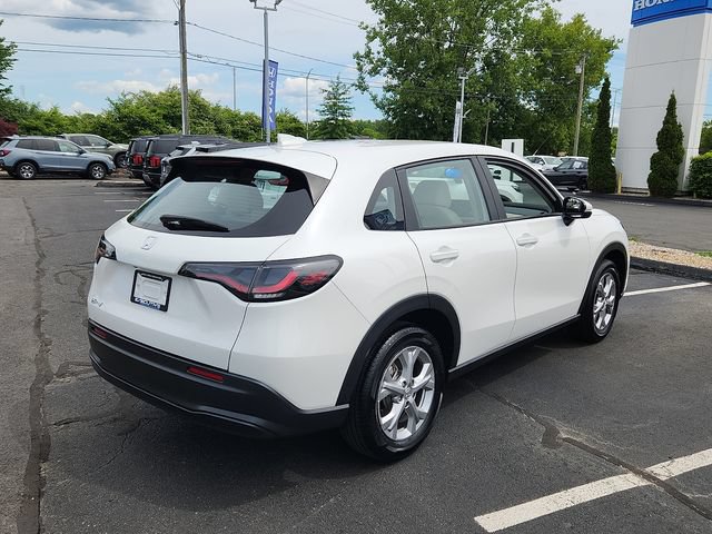 Used 2025 Honda HR-V LX image 6