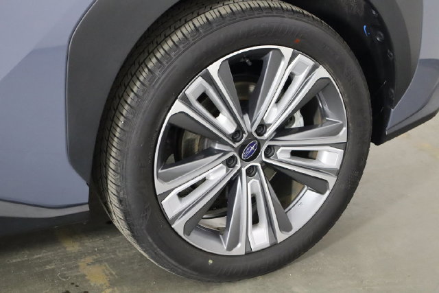 Used 2023 Subaru Solterra AWD image 42