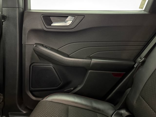 Used 2025 Ford Escape ST-Line w/ Tech Pack #1 FWD image 34