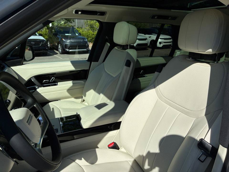 New 2026 Land Rover Range Rover SE AWD/4WD image 30