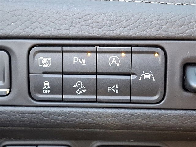 Certified 2024 GMC Yukon Denali w/ Denali Reserve Package image 30