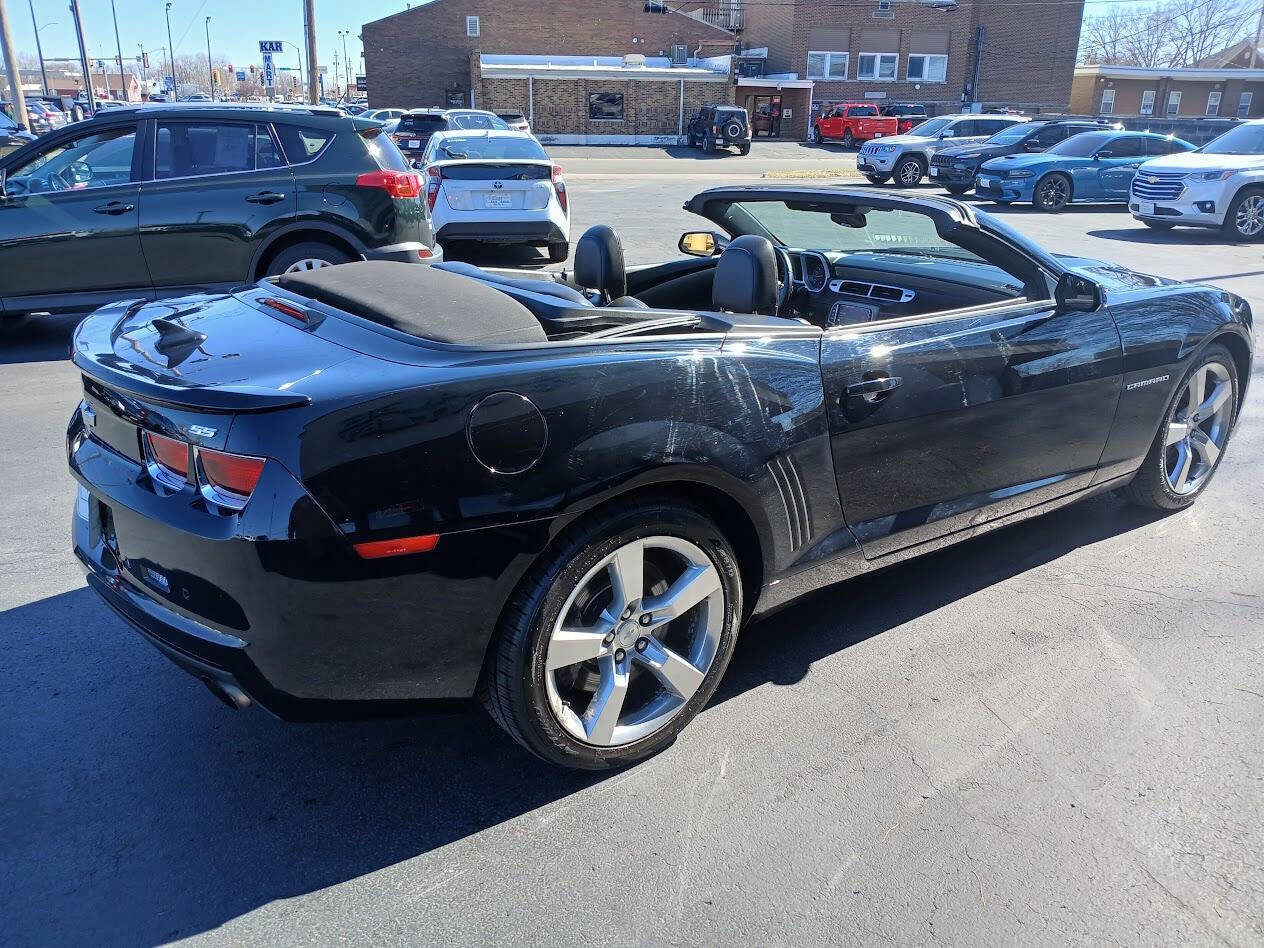 Used 2013 Chevrolet Camaro SS w/ RS Package image 2