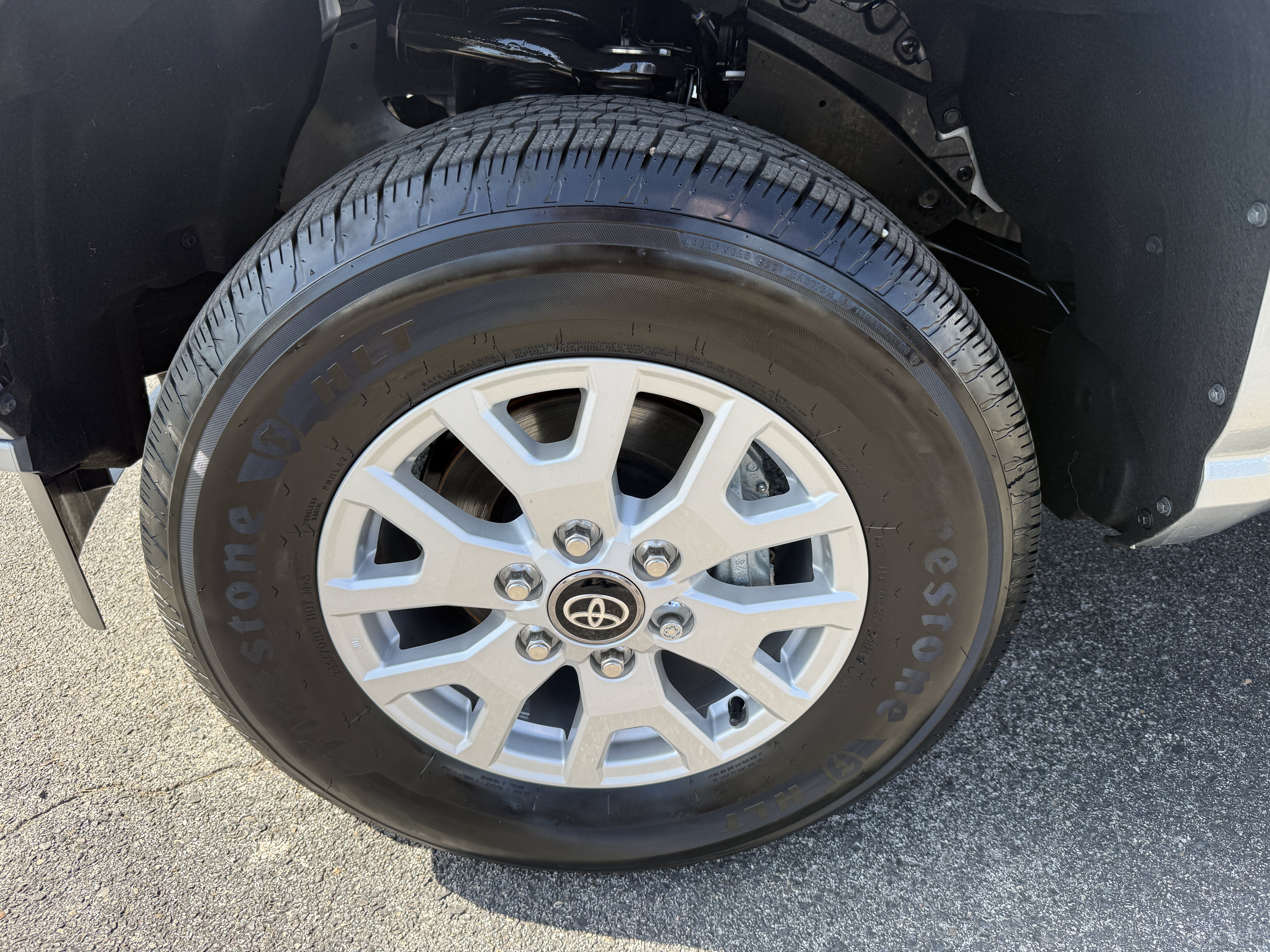 Used 2026 Toyota Tacoma SR5 RWD image 9